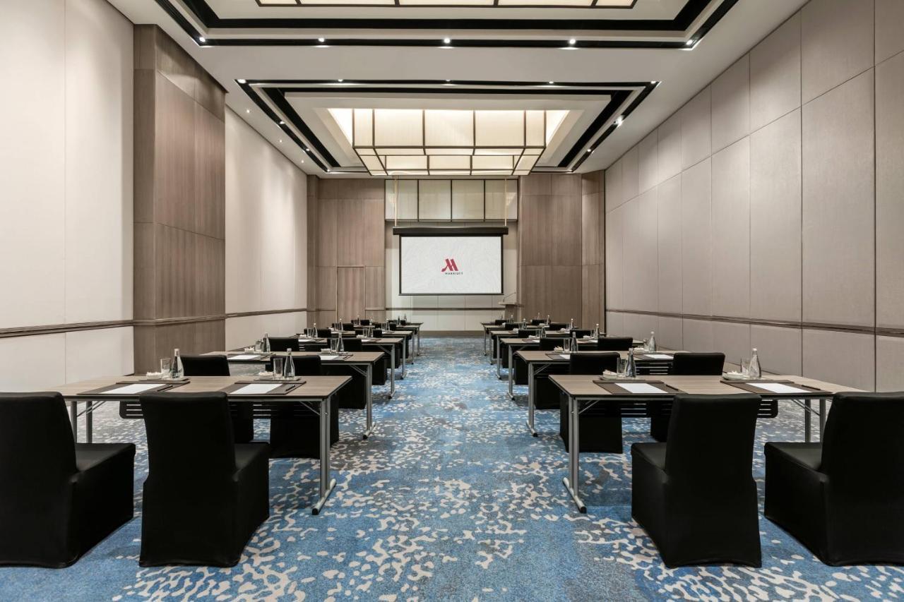 Clark Marriott Hotel Mabalacat Buitenkant foto