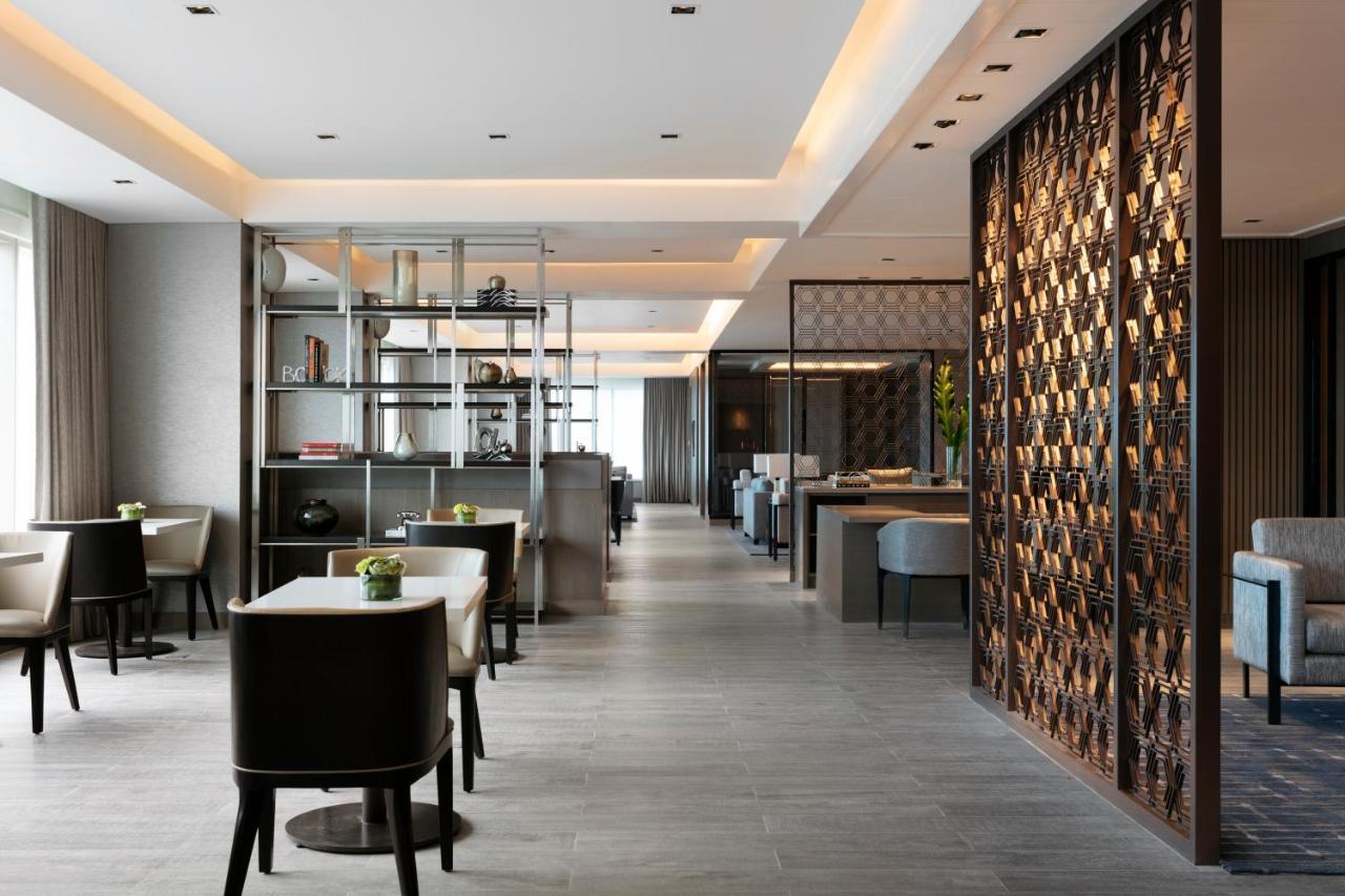 Clark Marriott Hotel Mabalacat Buitenkant foto